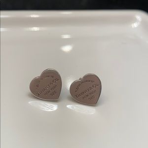 Tiffany & Co. Earrings - Please Return to Tiffany
